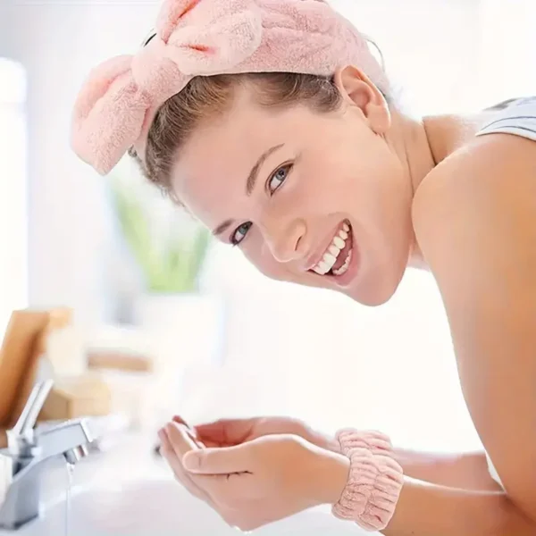 Set de 22 Piezas de Limpieza y Maquillaje